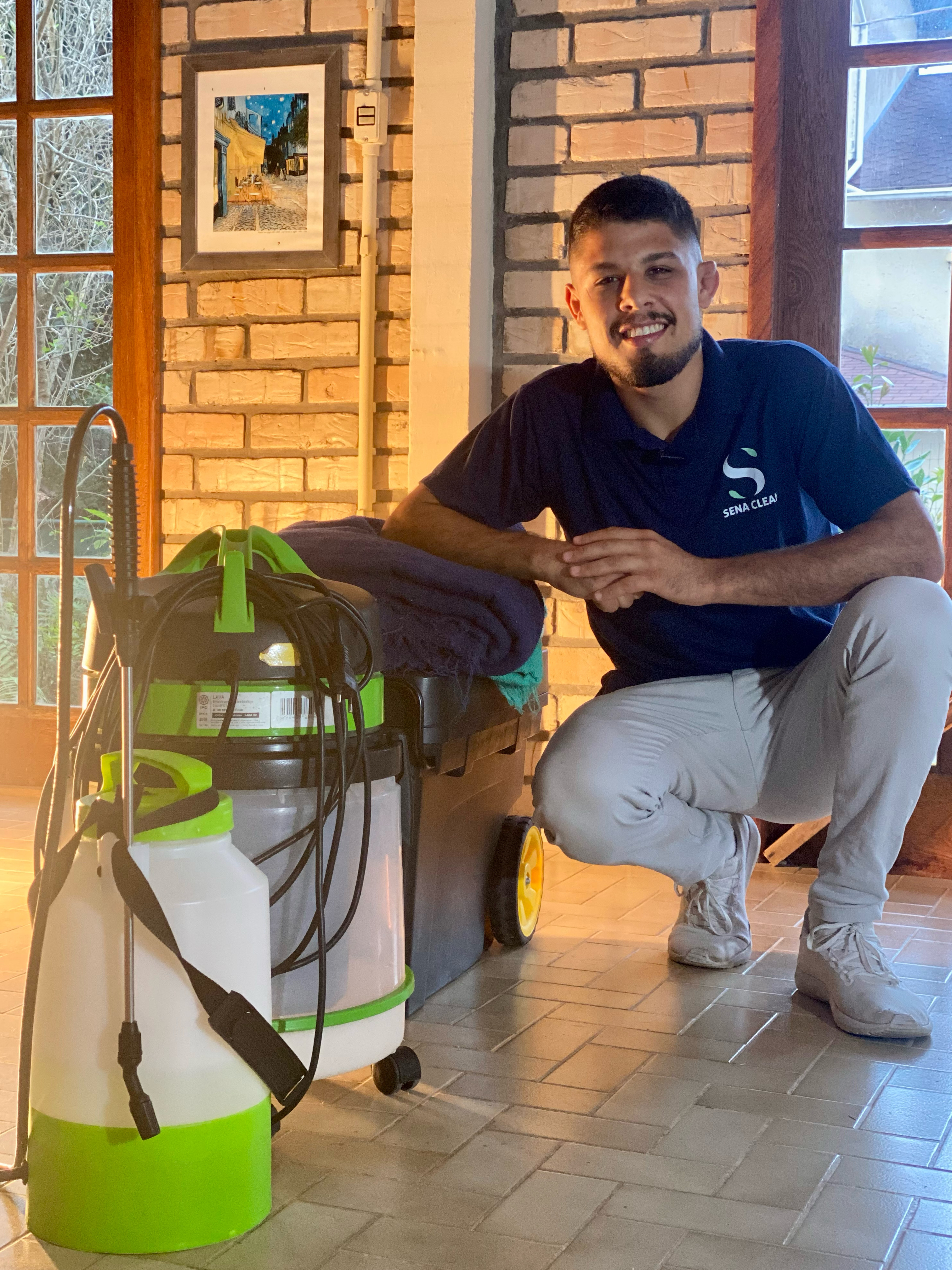 Equipe Sena Clean em atendimento
